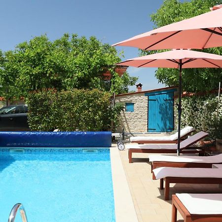 "Art House" Rovinj-Holiday, Holiday Home To Rent Rovinjsko Selo Exteriér fotografie