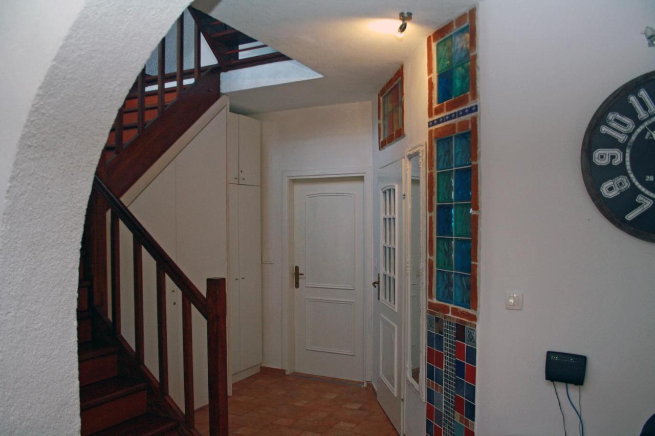 "Art House" Rovinj-Holiday, Holiday Home To Rent Rovinjsko Selo Exteriér fotografie