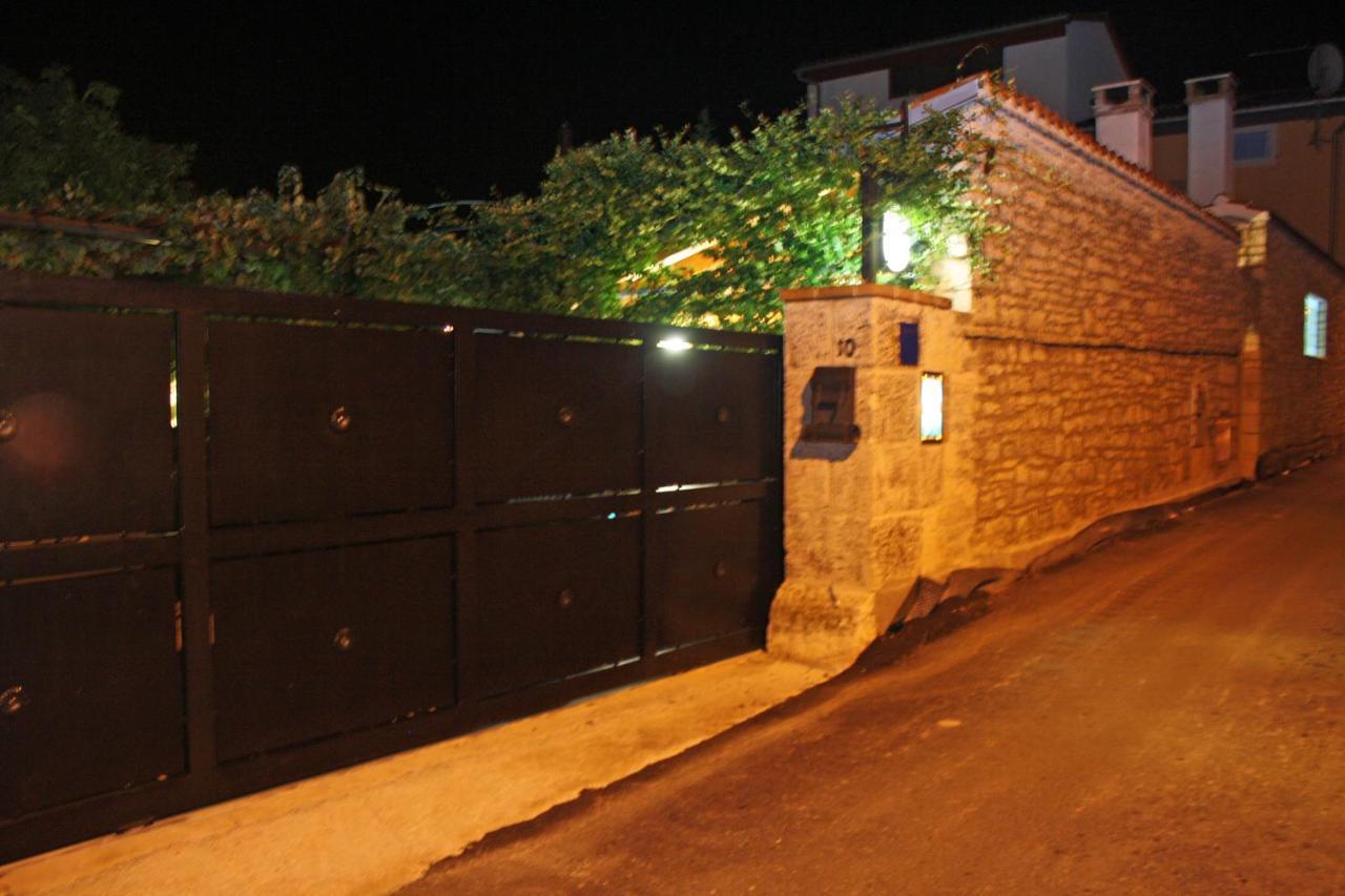 "Art House" Rovinj-Holiday, Holiday Home To Rent Rovinjsko Selo Exteriér fotografie