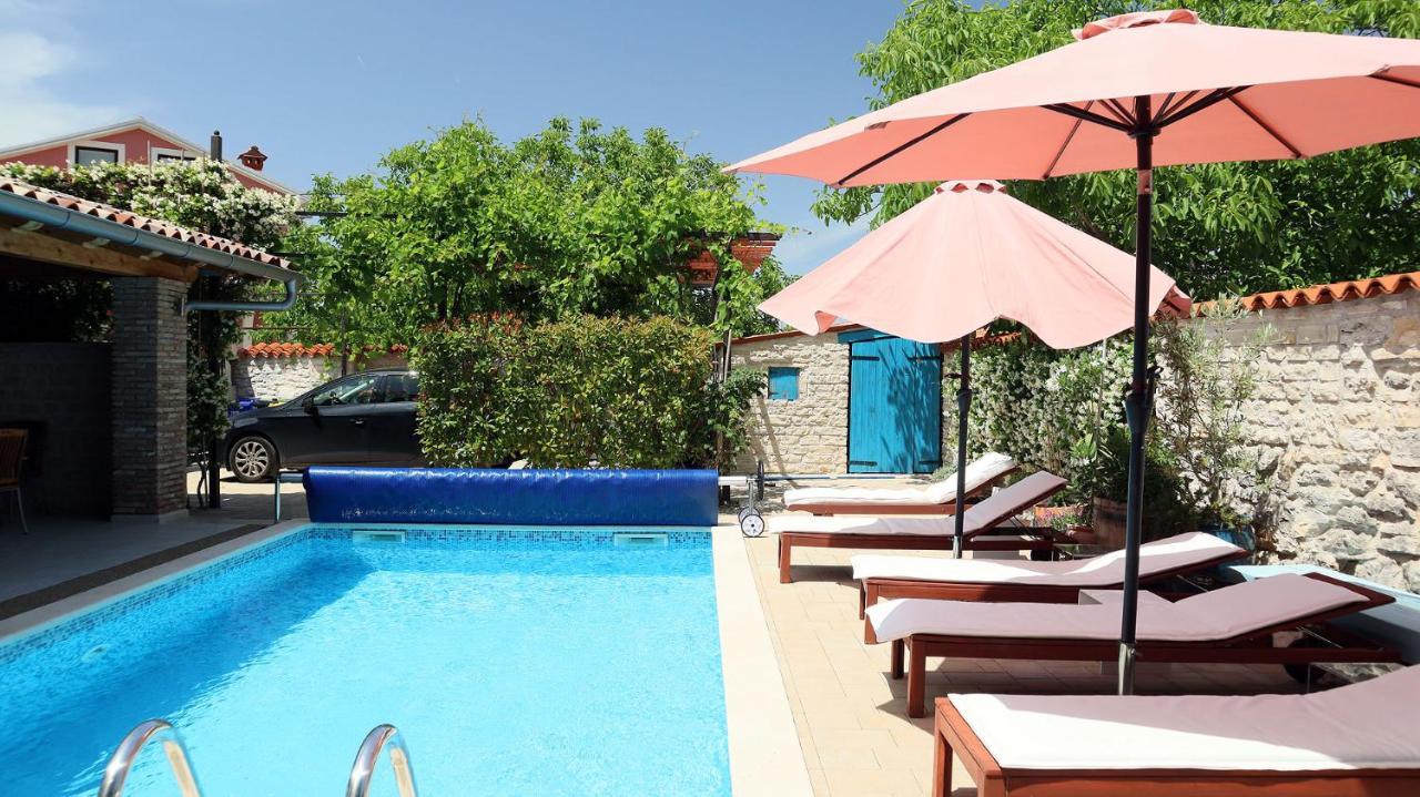 "Art House" Rovinj-Holiday, Holiday Home To Rent Rovinjsko Selo Exteriér fotografie